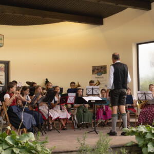 Die Bläserklasse spielt zünftig auf, 📸 Philippa Jell